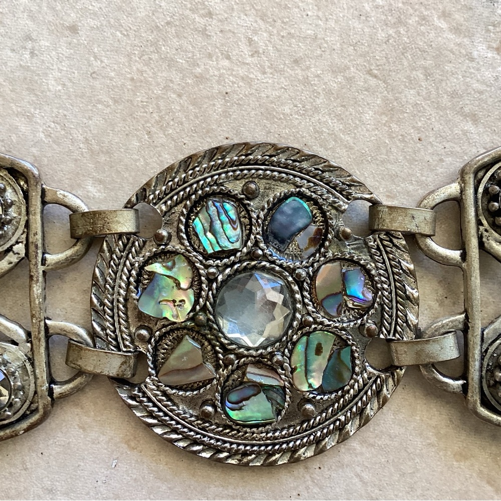 Chicos Abalone shell/ rhinestone silver tone metal chain link belt - Picture 8 of 13